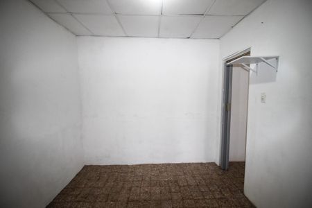 Quarto de casa para alugar com 1 quarto, 38m² em Vila Haro, Sorocaba