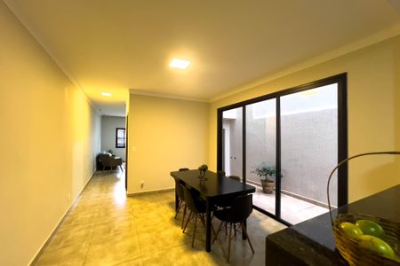 Casa à venda com 148m², 3 quartos e 2 vagas Casa à venda com 148m², 3 quartos e 2 vagasCozinha