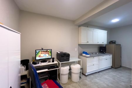 Casa à venda com 148m², 3 quartos e 2 vagas Casa à venda com 148m², 3 quartos e 2 vagasQuarto de Serviço