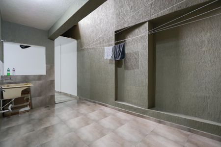 Casa para alugar com 100m², 2 quartos e 1 vaga Casa para alugar com 100m², 2 quartos e 1 vagaÁrea de serviço