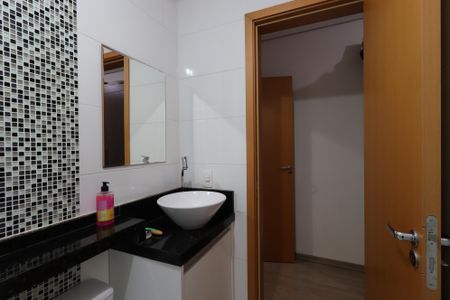 Apartamento à venda com 135m², 4 quartos e 2 vagasBanheiro da Suíte 1