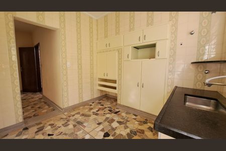 Casa à venda com 220m², 3 quartos e 3 vagas