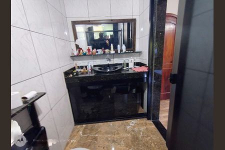 Casa à venda com 290m², 6 quartos e 6 vagas