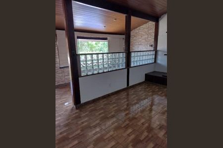 Casa à venda com 290m², 6 quartos e 6 vagas