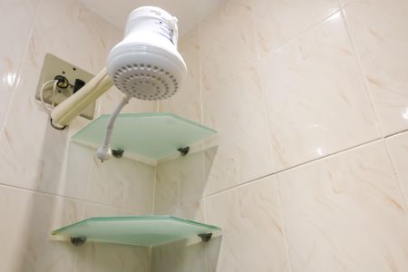 Casa à venda com 193m², 4 quartos e 2 vagas Casa à venda com 193m², 4 quartos e 2 vagasBanheiro Suíte