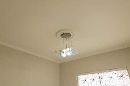 Casa à venda com 193m², 4 quartos e 2 vagas Casa à venda com 193m², 4 quartos e 2 vagasQuarto