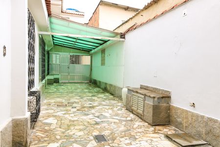 Casa à venda com 193m², 4 quartos e 2 vagas Casa à venda com 193m², 4 quartos e 2 vagasGaragem