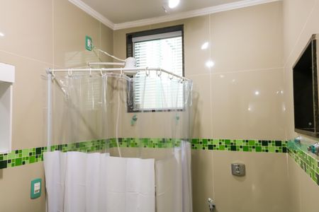 Casa à venda com 193m², 4 quartos e 2 vagas Casa à venda com 193m², 4 quartos e 2 vagasBanheiro Social