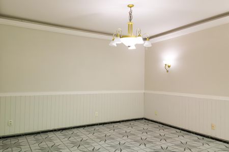 Casa à venda com 193m², 4 quartos e 2 vagas Casa à venda com 193m², 4 quartos e 2 vagasSala