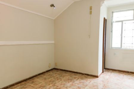 Casa à venda com 193m², 4 quartos e 2 vagas Casa à venda com 193m², 4 quartos e 2 vagasSuíte