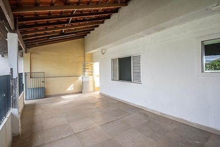 Casa à venda com 400m², 3 quartos e 2 vagasQuintal