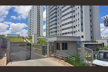 Apartamento para alugar com 57m², 2 quartos e 1 vaga Apartamento para alugar com 57m², 2 quartos e 1 vagaFachada