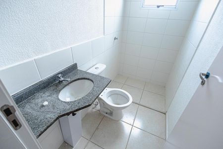 Apartamento para alugar com 57m², 2 quartos e 1 vaga Apartamento para alugar com 57m², 2 quartos e 1 vagaBanheiro da Suíte