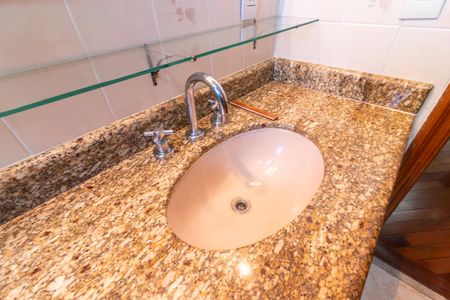 Apartamento à venda com 118m², 3 quartos e 2 vagas Apartamento à venda com 118m², 3 quartos e 2 vagasBanheiro 2