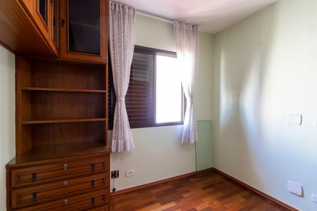 Apartamento à venda com 118m², 3 quartos e 2 vagas Apartamento à venda com 118m², 3 quartos e 2 vagasQuarto 2