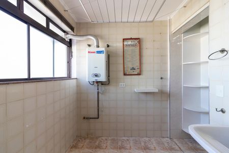 Apartamento à venda com 118m², 3 quartos e 2 vagas Apartamento à venda com 118m², 3 quartos e 2 vagasÁrea de Serviço