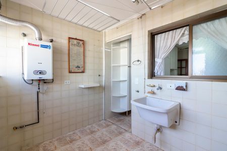 Apartamento à venda com 118m², 3 quartos e 2 vagas Apartamento à venda com 118m², 3 quartos e 2 vagasÁrea de Serviço