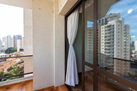 Apartamento à venda com 118m², 3 quartos e 2 vagas Apartamento à venda com 118m², 3 quartos e 2 vagasVaranda da Sala de Estar