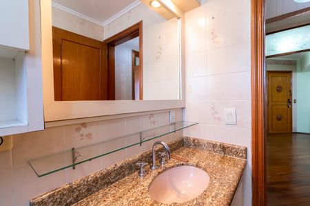 Apartamento à venda com 118m², 3 quartos e 2 vagas Apartamento à venda com 118m², 3 quartos e 2 vagasBanheiro 2