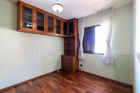 Apartamento à venda com 118m², 3 quartos e 2 vagas Apartamento à venda com 118m², 3 quartos e 2 vagasQuarto 2