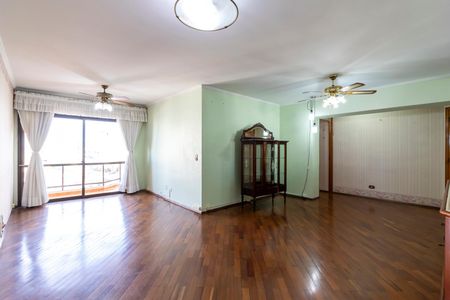 Apartamento à venda com 118m², 3 quartos e 2 vagas Apartamento à venda com 118m², 3 quartos e 2 vagasSala de Estar