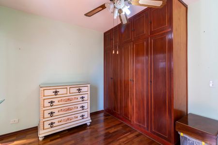 Apartamento à venda com 118m², 3 quartos e 2 vagas Apartamento à venda com 118m², 3 quartos e 2 vagasSuíte