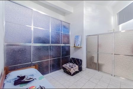 Casa à venda com 218m², 5 quartos e 1 vagaSuíte 2