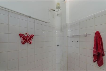 Casa à venda com 218m², 5 quartos e 1 vagaBanheiro da Suíte 2