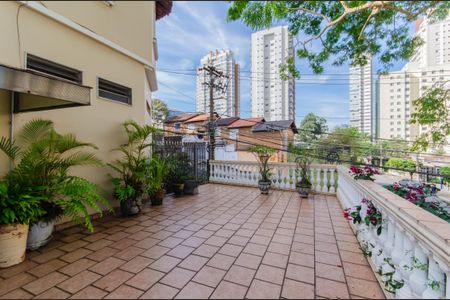 Casa à venda com 218m², 5 quartos e 1 vagaÁrea comum