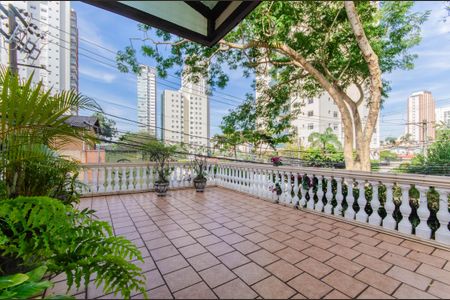 Casa à venda com 218m², 5 quartos e 1 vagaÁrea comum