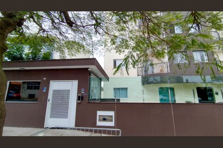 Studio à venda com 43m², 1 quarto e 1 vaga Studio à venda com 43m², 1 quarto e 1 vagaFachada