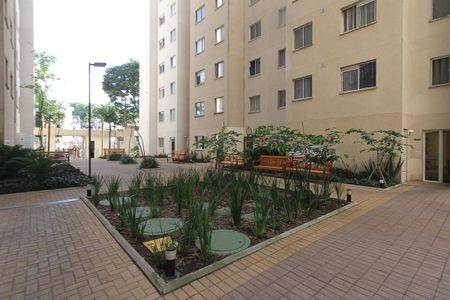 Apartamento à venda com 33m², 2 quartos e sem vagaÁrea comun