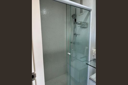 Apartamento à venda com 70m², 1 quarto e 2 vagasBanheiro
