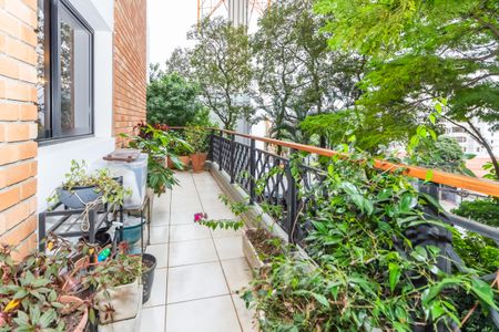 Apartamento para alugar com 310m², 5 quartos e 5 vagas Apartamento para alugar com 310m², 5 quartos e 5 vagasVaranda da Sala