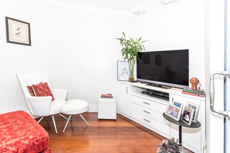 Apartamento para alugar com 310m², 5 quartos e 5 vagas Apartamento para alugar com 310m², 5 quartos e 5 vagasSala