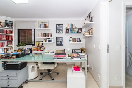 Apartamento para alugar com 310m², 5 quartos e 5 vagas Apartamento para alugar com 310m², 5 quartos e 5 vagasSala 2