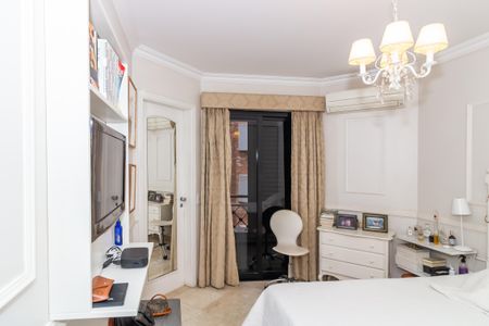 Apartamento para alugar com 310m², 5 quartos e 5 vagas Apartamento para alugar com 310m², 5 quartos e 5 vagasSuíte 3