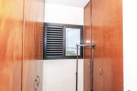 Apartamento para alugar com 310m², 5 quartos e 5 vagas Apartamento para alugar com 310m², 5 quartos e 5 vagasQuarto de Serviço
