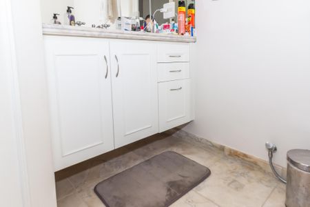 Apartamento para alugar com 310m², 5 quartos e 5 vagas Apartamento para alugar com 310m², 5 quartos e 5 vagasBanheiro da Suíte 1