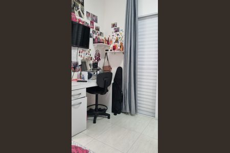 Casa de condomínio para alugar com 200m², 3 quartos e 4 vagas Casa de condomínio para alugar com 200m², 3 quartos e 4 vagasQuarto