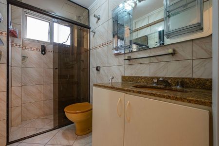Apartamento à venda com 82m², 3 quartos e 1 vaga Apartamento à venda com 82m², 3 quartos e 1 vagaBanheiro Social