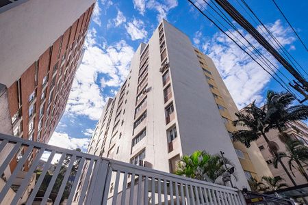 Apartamento à venda com 82m², 3 quartos e 1 vaga Apartamento à venda com 82m², 3 quartos e 1 vagaFachada