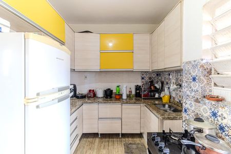 Apartamento à venda com 62m², 2 quartos e sem vagaCozinha