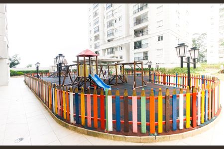 Apartamento à venda com 64m², 3 quartos e 1 vaga Apartamento à venda com 64m², 3 quartos e 1 vagaÁrea comum - Playground