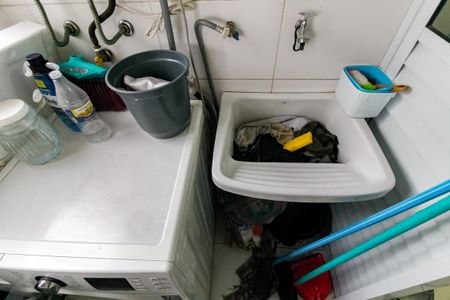 Apartamento à venda com 64m², 3 quartos e 1 vaga Apartamento à venda com 64m², 3 quartos e 1 vagaÁrea de Serviço