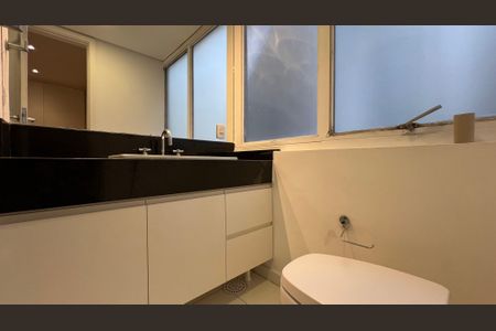 Apartamento para alugar com 115m², 2 quartos e 1 vagaBanheiro da Suíte