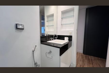 Apartamento para alugar com 115m², 2 quartos e 1 vagaBanheiro Social