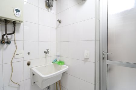 Apartamento para alugar com 67m², 3 quartos e 1 vagaÁrea de Serviço