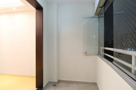 Apartamento para alugar com 67m², 3 quartos e 1 vagaVaranda