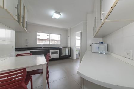 Apartamento para alugar com 112m², 3 quartos e 2 vagasCozinha